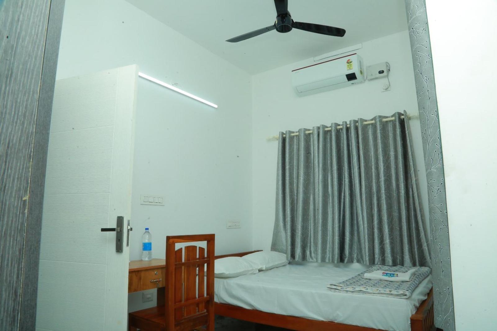 Azure Home Stay Kochi Esterno foto