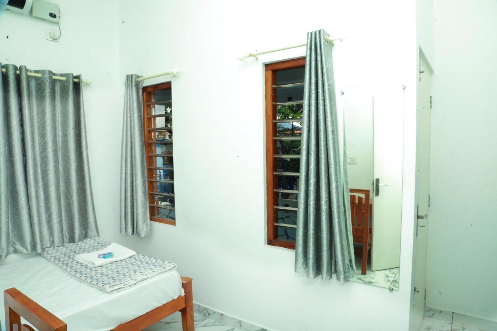 Azure Home Stay Kochi Esterno foto